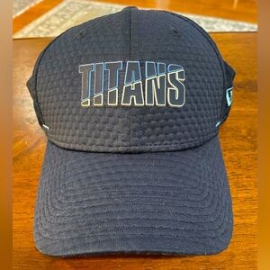 TN Titans NFL Hat M/L